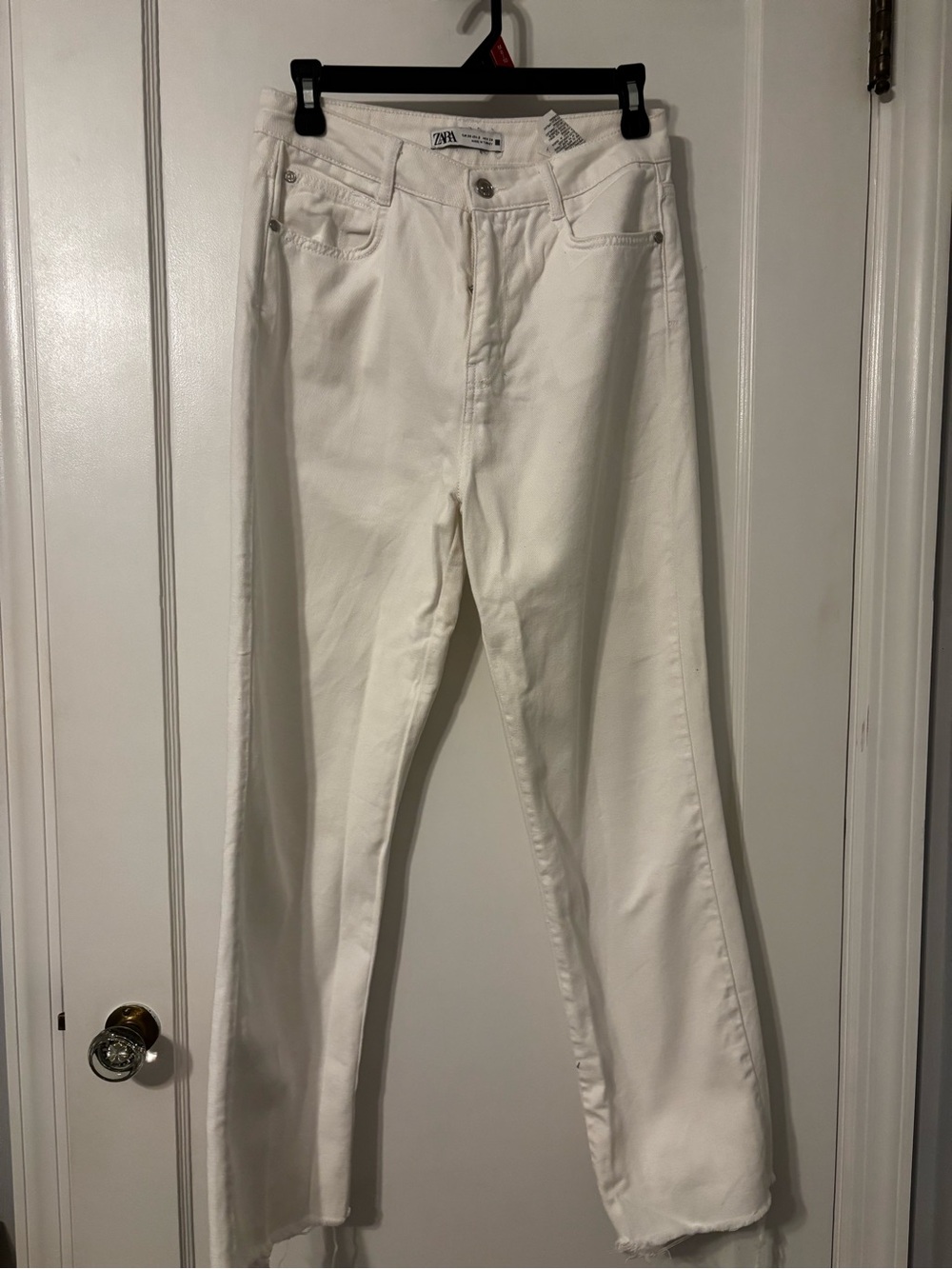 Zara White Straight Leg Women’s Jeans